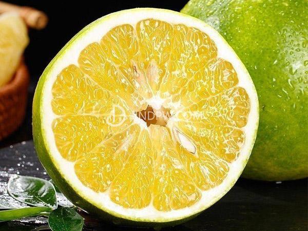 葡萄柚营养丰富功效多，你知道吃它需要注意什么吗？
