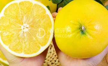 葡萄柚营养丰富功效多，你知道吃它需要注意什么吗？